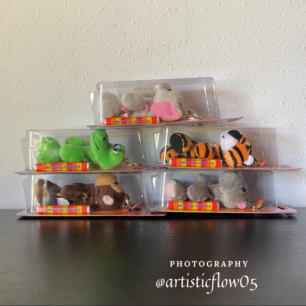 NEW! RETIRED! 2005 PEZ Safari Babies Complete Set - Picture 5 of 7